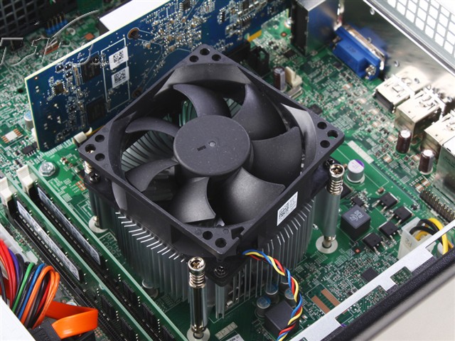 戴尔Inspiron 灵越 620s拆机实录 硬件安装与视觉赏析